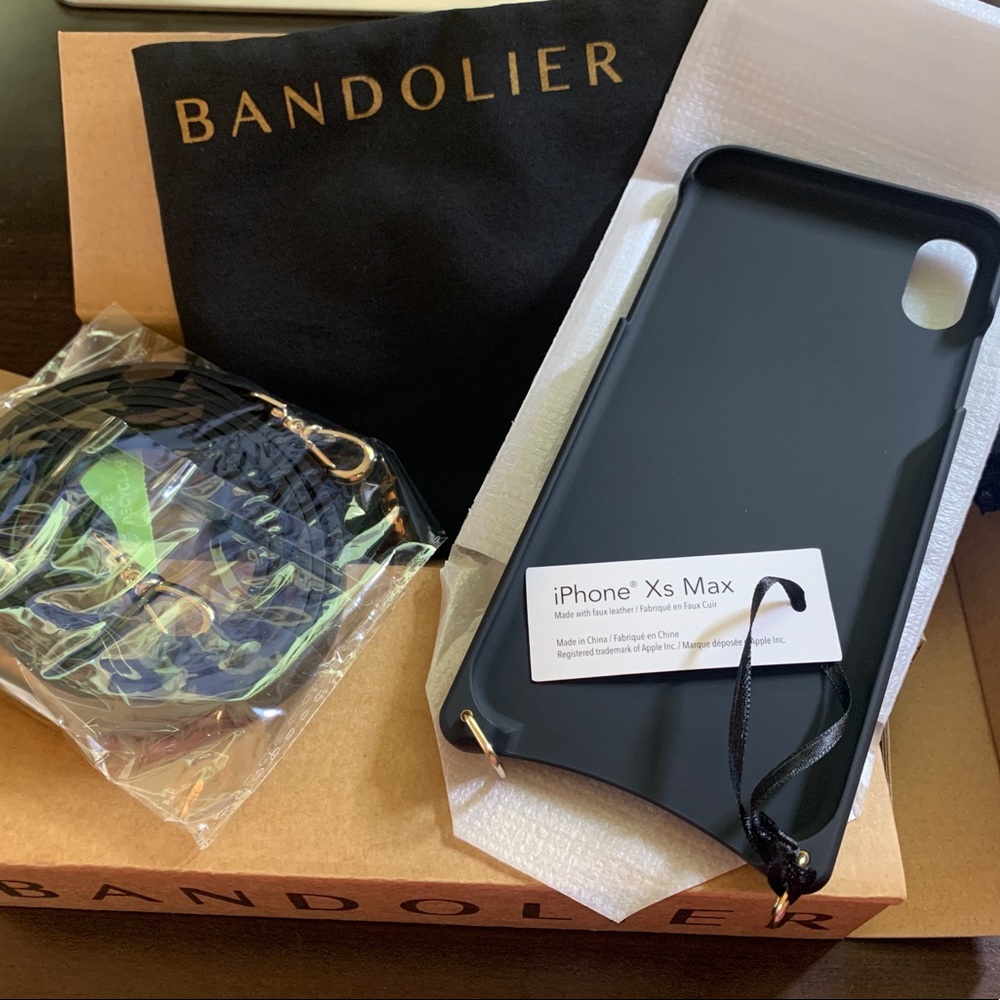 Bandolier Vegan Emma crossbody iPhone XS Max case ❤️📱